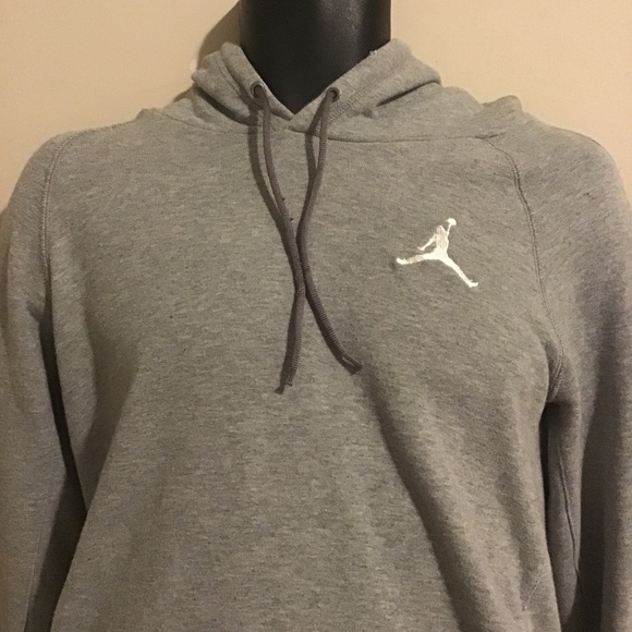 Jordan Other - 🔥🔥PRE-OWNED JORDAN HOODIE, SIZE SMALL, ONE HOLE ON HOODIE, SEE PICTURES